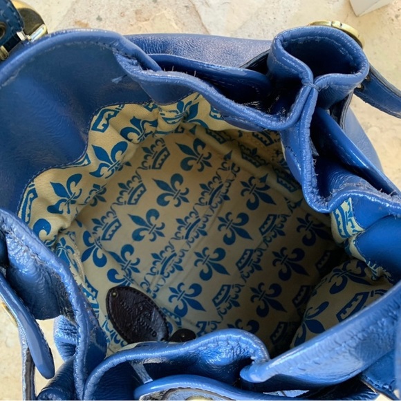 SALE!!! GIANNI BINI Bag, Beautifully designed with Fleur de Leis Tags, Lining - Picture 3 of 6